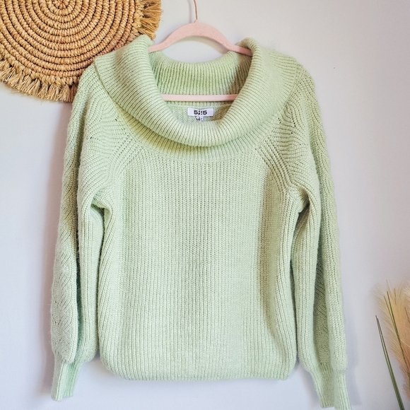 525 America New Marisa Green Relaxed Off Shoulder Pullover Sweater SZ Large - Picture 15 of 15
